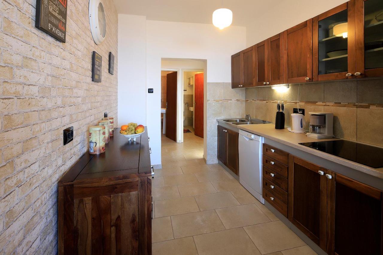 Apartment Vincent With Beautiful Sea View Terrace Klenovica Exteriör bild