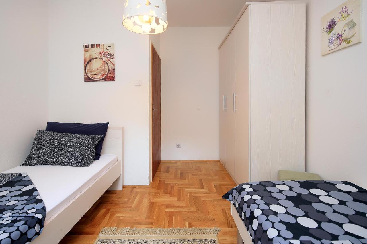 Apartment Vincent With Beautiful Sea View Terrace Klenovica Exteriör bild