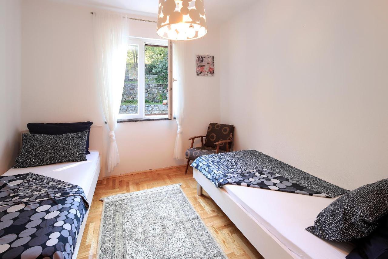 Apartment Vincent With Beautiful Sea View Terrace Klenovica Exteriör bild
